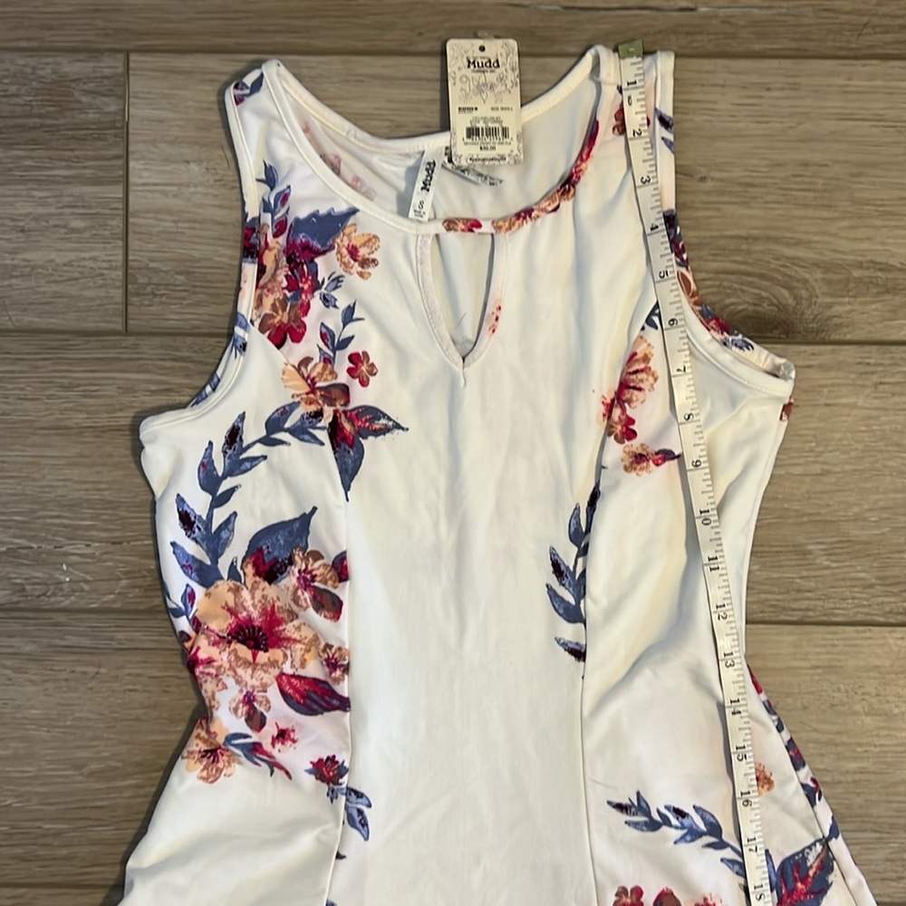 Dress 👗 - Picture 7 of 8